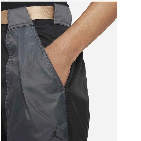 NWOT Nike Air Jordan THE FUTURE 2-in-1 Utility Flight Pants RARE Size Women’s XS - Picture 5 of 15